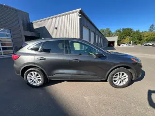 Ford Escape 2020 4x4 SE 4p SUV