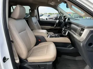 Ford Expedition 2023 4x4 XLT 4p SUV