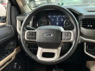 Ford Expedition 2023 4x4 XLT 4p SUV