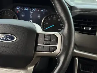 Ford Expedition 2023 4x4 XLT 4p SUV