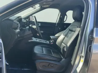 Ford Explorer 2023 XLT 4dr SUV