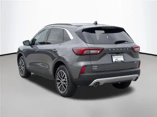 Ford Escape PHEV híbrido enchufable 2024 4p SUV