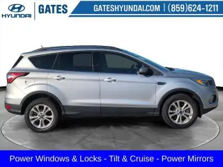 Ford Escape 2018 4x4 SE 4p SUV