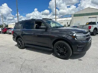 Ford Expedition 2024 4x2 XLT 4dr SUV