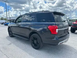 Ford Expedition 2024 4x2 XLT 4dr SUV