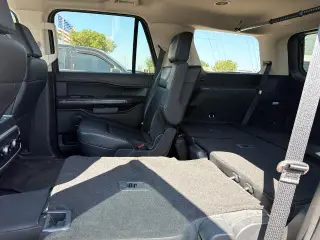 Ford Expedition 2023 4x2 XLT 4p SUV