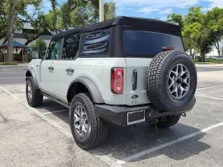 Ford Bronco 2023 4x4 Base Advanced 4dr SUV