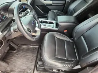 Ford Explorer 2023 XLT 4dr SUV