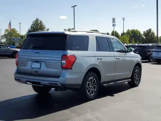 Ford Expedition 2024 4x4 XLT 4dr SUV
