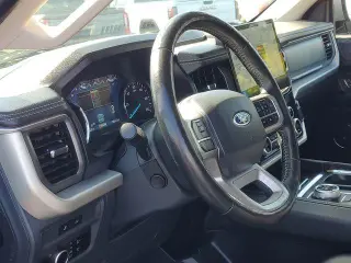 Ford Expedition 2024 4x4 XLT 4dr SUV