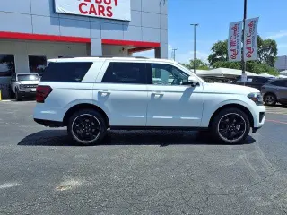 Ford Expedition 2023 4x2 Limited 4dr SUV