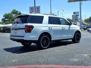 Ford Expedition 2023 4x2 Limited 4dr SUV