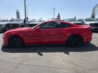 Ford Mustang 2019 GT Premium 2dr Fastback