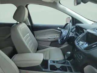 Ford Escape 2017 Titanium 4p SUV