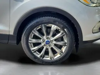 Ford Escape 2017 Titanium 4p SUV
