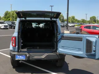 Ford Bronco 2025 4x4 Outer Banks SUV 4p