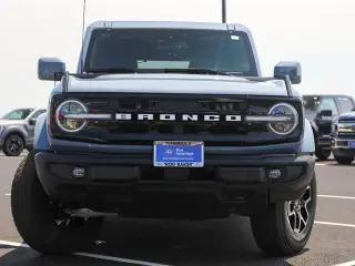 Ford Bronco 2025 4x4 Outer Banks SUV 4p