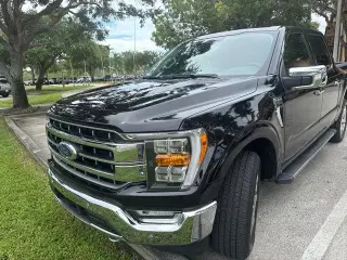 Ford F-150 2021 4x4 Lariat 4 puertas SuperCrew caja corta de 5.5 pies