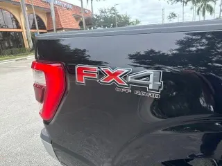Ford F-150 2021 4x4 Lariat 4 puertas SuperCrew caja corta de 5.5 pies