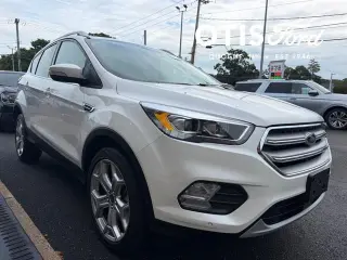 Ford Escape 2019 AWD Titanium SUV 4 puertas