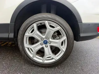 Ford Escape 2019 AWD Titanium SUV 4 puertas