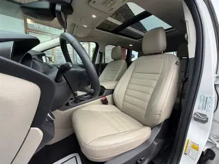 Ford Escape 2019 AWD Titanium SUV 4 puertas