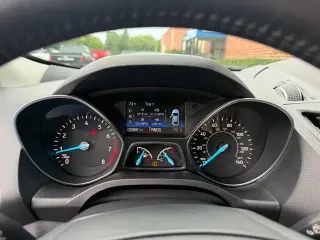 Ford Escape 2019 AWD Titanium SUV 4 puertas