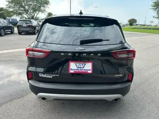Ford Escape 2025 AWD Platinum 4p SUV