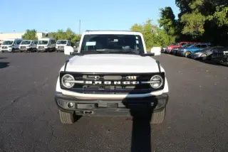 Ford Bronco 2023 4x4 Base Advanced 2 puertas SUV