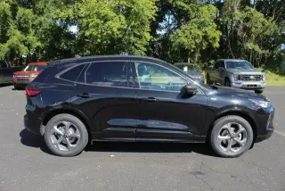 Ford Escape 2024 SUV de 4 puertas ST-Line con tracción integral (AWD)