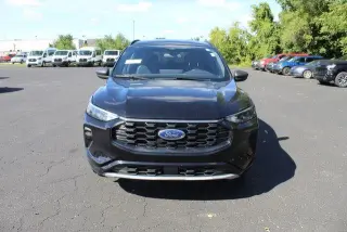 Ford Escape 2024 SUV de 4 puertas ST-Line con tracción integral (AWD)