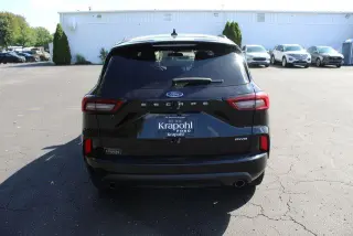 Ford Escape 2024 SUV de 4 puertas ST-Line con tracción integral (AWD)