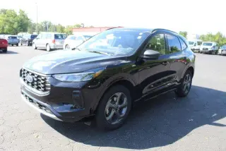 Ford Escape 2024 SUV de 4 puertas ST-Line con tracción integral (AWD)