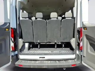 Ford Transit 2024 350 XL 3 puertas batalla larga techo mediano furgoneta de pasajeros