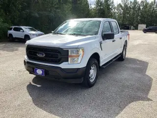 Ford F-150 2022 4x4 XL 4 puertas SuperCrew 5.5 pies SB