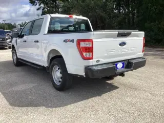 Ford F-150 2022 4x4 XL 4 puertas SuperCrew 5.5 pies SB