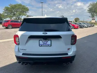 Ford Explorer 2022 AWD ST SUV de 4 puertas