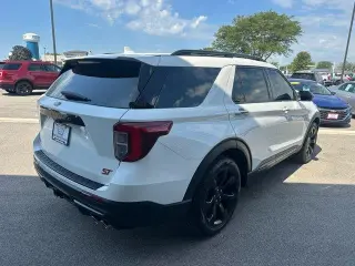 Ford Explorer 2022 AWD ST SUV de 4 puertas