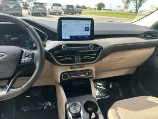 Ford Escape 2022 SEL SUV de 4 puertas