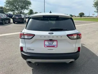Ford Escape 2022 SEL SUV de 4 puertas