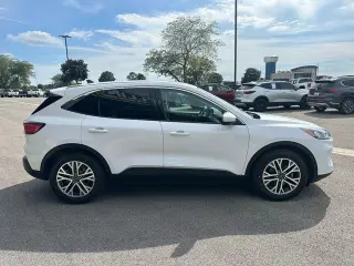 Ford Escape 2022 SEL SUV de 4 puertas