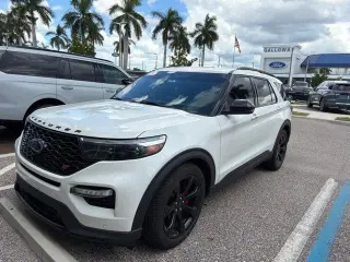 Ford Explorer 2021 AWD ST SUV de 4 puertas