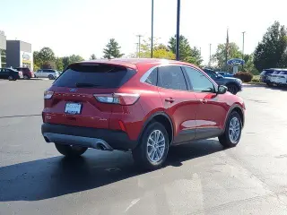 Ford Escape 2022 AWD SE SUV de 4 puertas