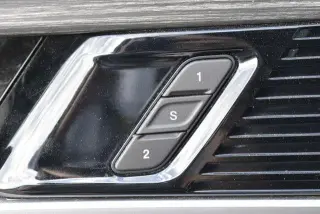 Jeep Wagoneer L 2023 4x4 Serie II SUV de 4 puertas