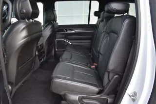Jeep Wagoneer L 2023 4x4 Serie II SUV de 4 puertas