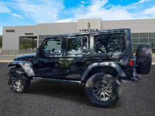 Jeep Wrangler 2024 4x4 Sport SUV de 4 puertas