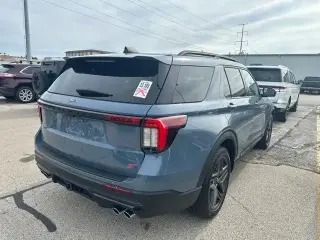 Ford Explorer 2025 AWD ST SUV de 4 puertas