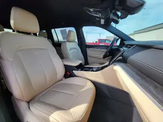 Jeep Grand Cherokee L 2023 4x4 Limited SUV de 4 puertas