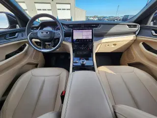 Jeep Grand Cherokee L 2023 4x4 Limited SUV de 4 puertas
