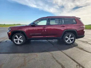 Jeep Grand Cherokee L 2023 4x4 Limited SUV de 4 puertas